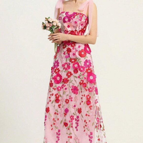 Romantic Elegant Women's Floral Applique Spaghetti Strap Maxi Dress - Picture 5 of 6